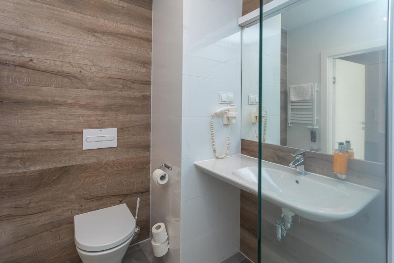 Aparthotel Apartamenty Czarna Gora 310 Шенна Екстериор снимка